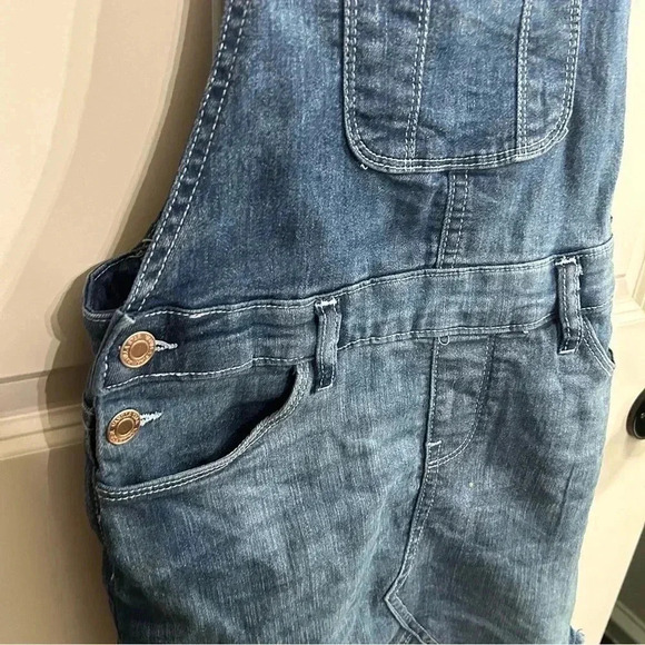 GUC Vanilla Star Girls denim overall dress. Size 12 big kid.One tiny paint stain - Picture 7 of 8